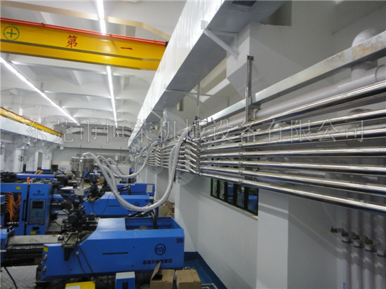 中央供料系統是怎么輸送料的?